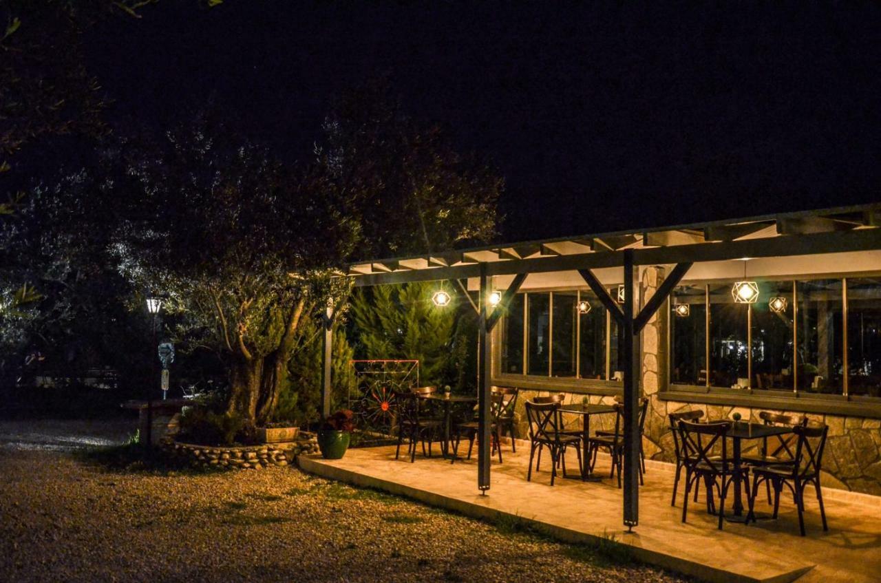 Ergul Motel Küçükkuyu Exterior foto